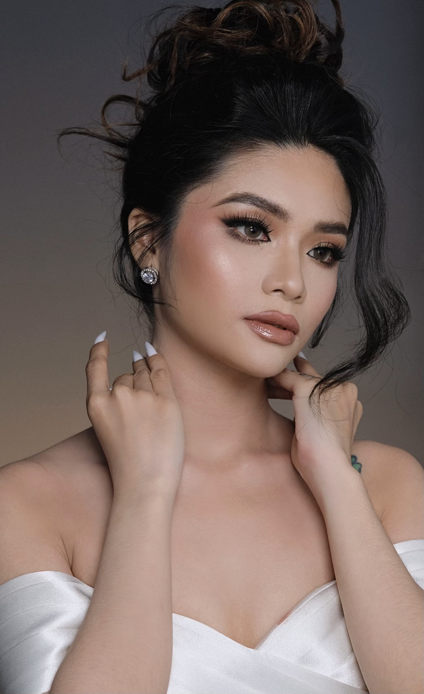 Cô dâu Phương Tây