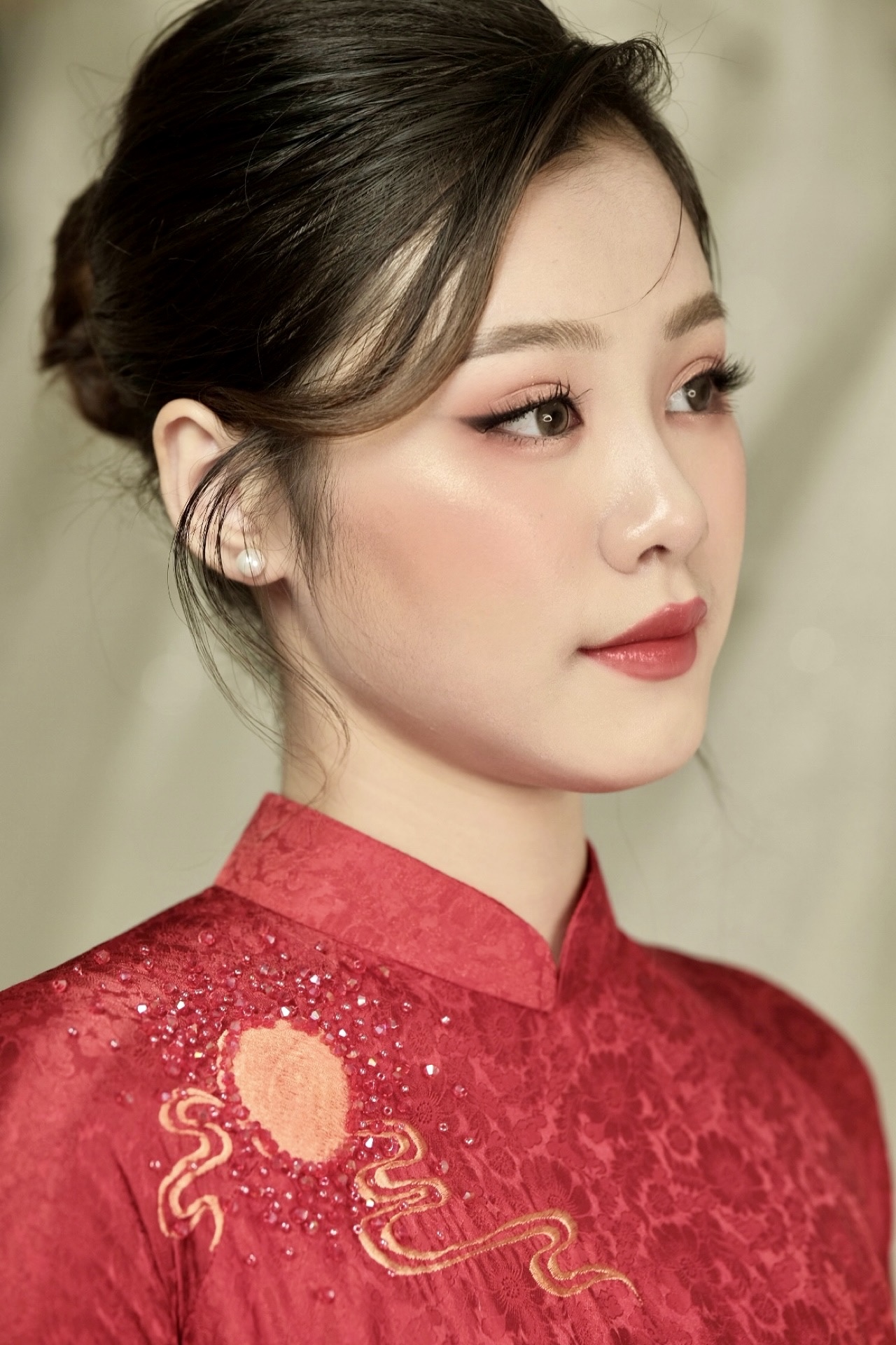 Cô Dâu Việt Nam (Áo dài Việt Nam 1)