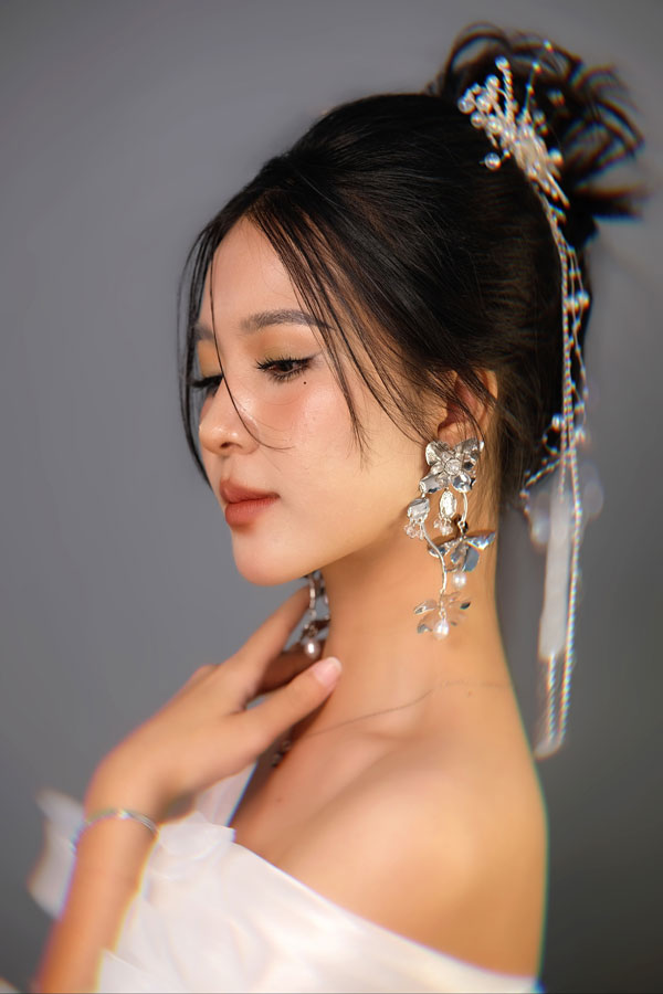 Cô dâu Trung Hoa (Douyin Tone Nâu Cam)